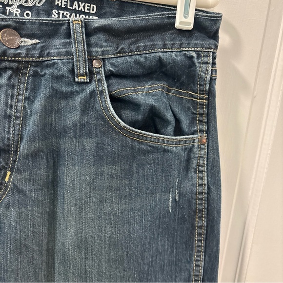 Wrangler Retro Men’s Relaxed Straight Jeans Size 34x30 Dark Blue Wash Cotton EUC - Picture 4 of 9